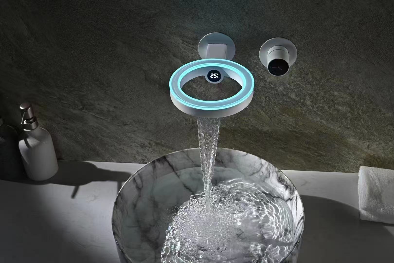 DS03 Faucet